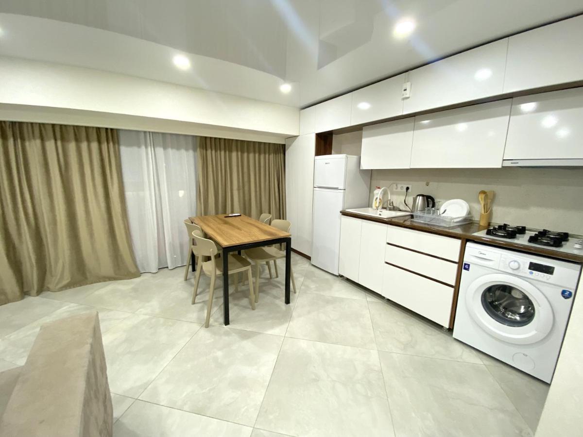 Gss - B Apartment Τυφλίδα Εξωτερικό φωτογραφία